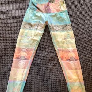 Teeki leggings